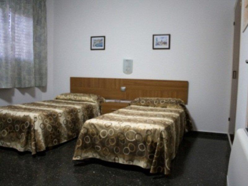 Hostal Jume - Urban Rooms Mahón Buitenkant foto