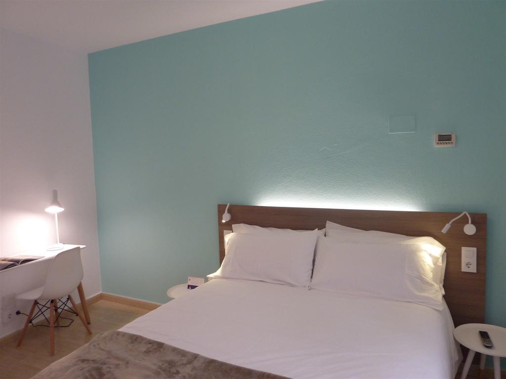 Hostal Jume - Urban Rooms Mahón Buitenkant foto