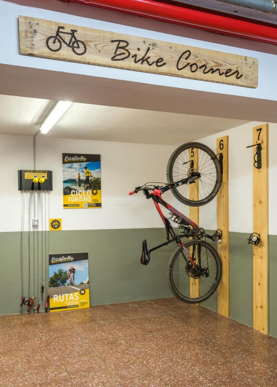 Hostal Jume - Urban Rooms Mahón Buitenkant foto